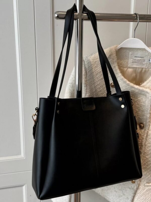 27b620135ad942b7bd6288fa6e9bd3cc-Max-Origin.jpg Wide Strap Shoulder Bag